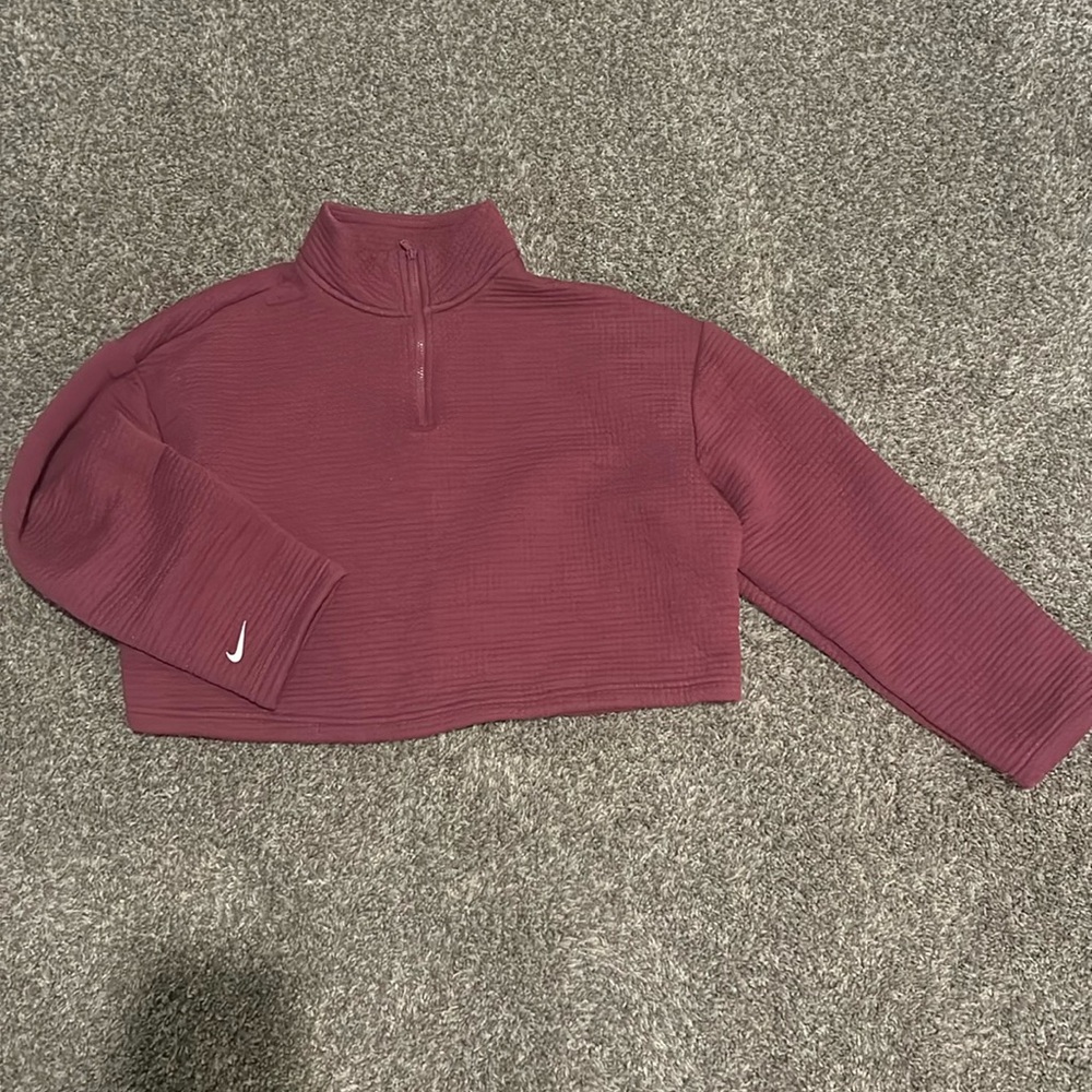 Nike pullover